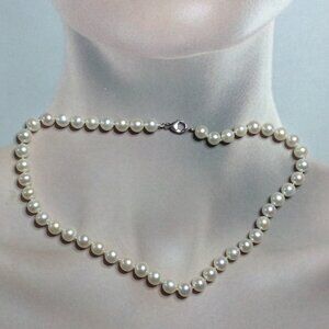 White Cultured Pearl Necklace